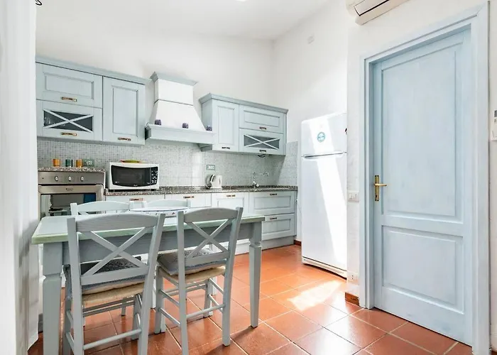 Apartment Residenze Coda Cavallo - Le Farfalle *