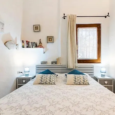 Residenze Coda Cavallo - Le Farfalle Capo Coda Cavallo